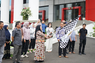 Lepas Peserta Wisata Rohani, Eva Dwiana: Tingkatkan Syiar Agama Di Masyarakat