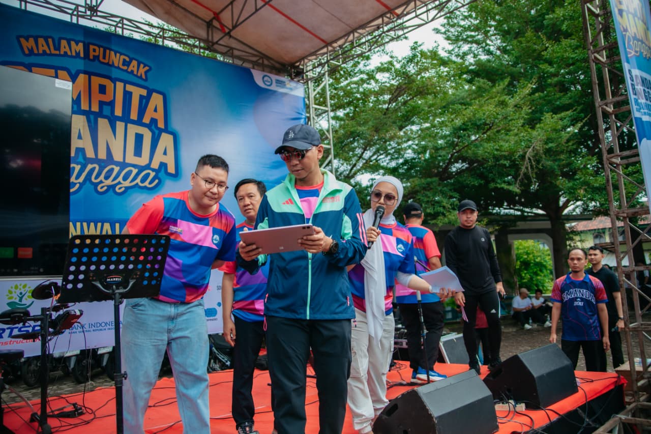 SMANDA Fun Walk, Meriahkan HUT Ke-60 SMA Negeri 2 Bandar Lampung