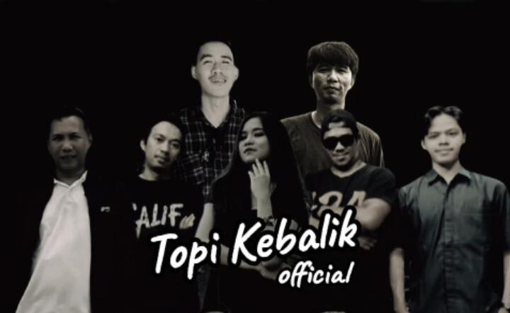 Group Band Topi Kebalik Dengan Semangat Baru  Dan Kreatifitas Terbaru