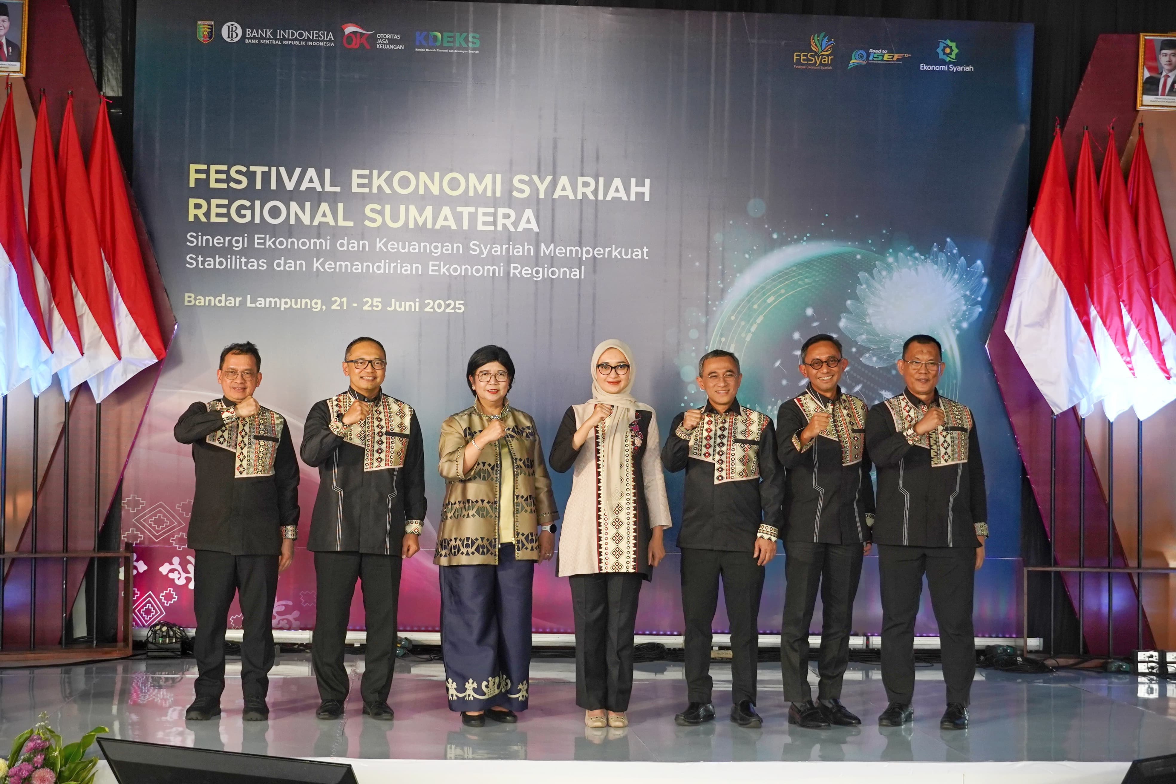 Fesyar Regional Sumatera 2025 Sukses Di Lampung, Wagub Tekankan Kolaborasi Ekonomi Syariah Berkelanjutan