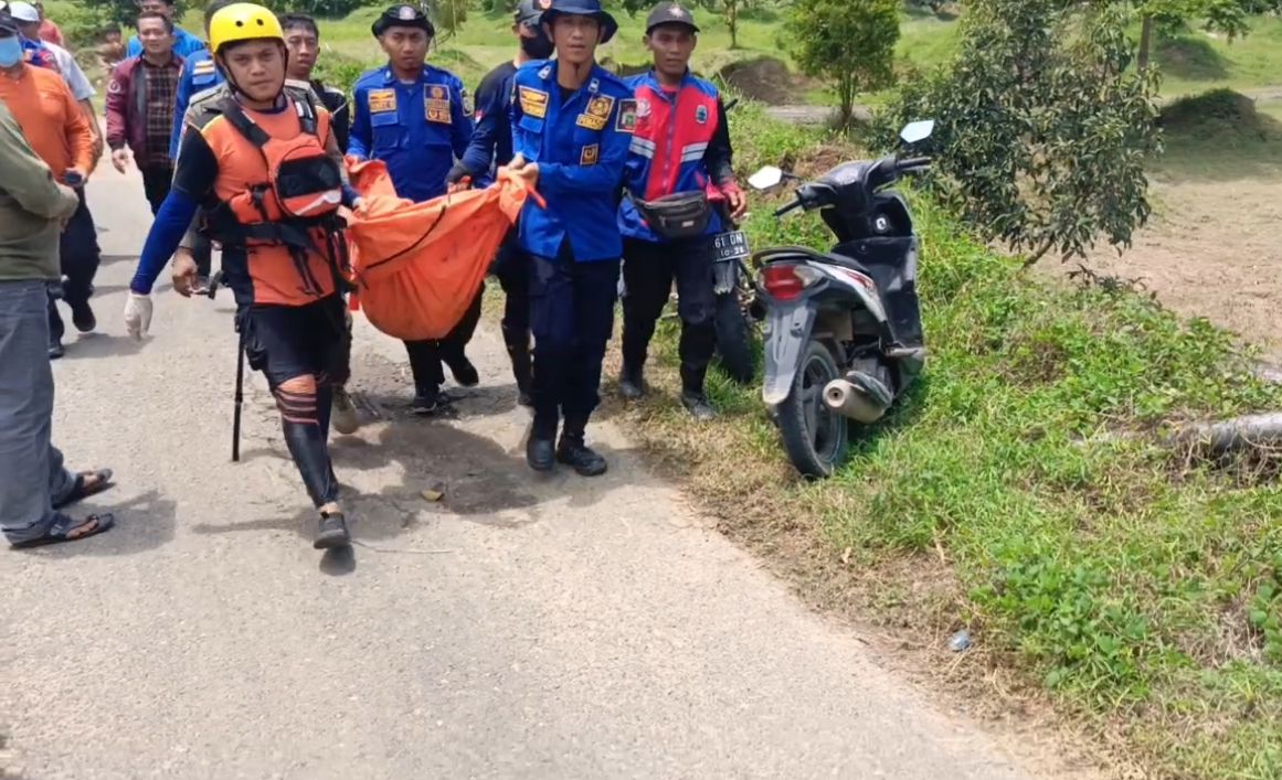 Tim SAR Gabungan Temukan Bocah Hanyut Di Rajabasa
