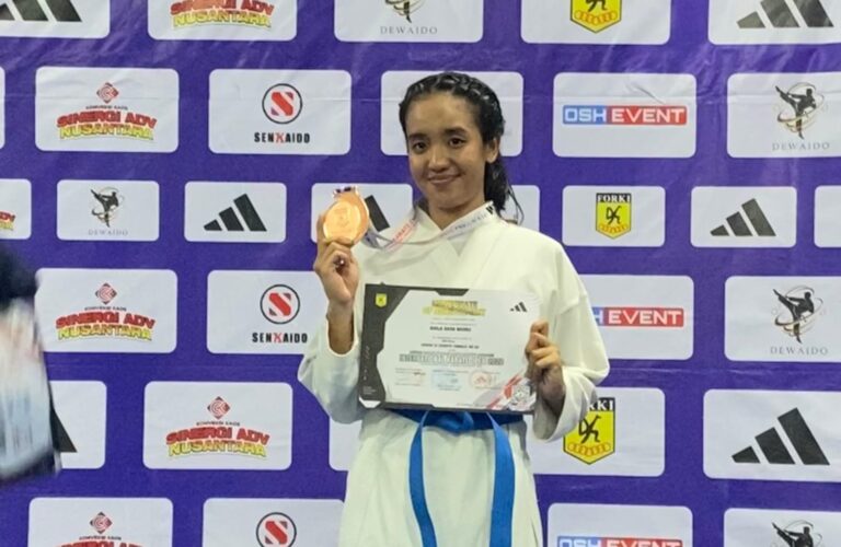 Harumkan Nama Kampus, Ketua UKM Karate Unila Sabet Medali Perunggu Di Ajang Internasional