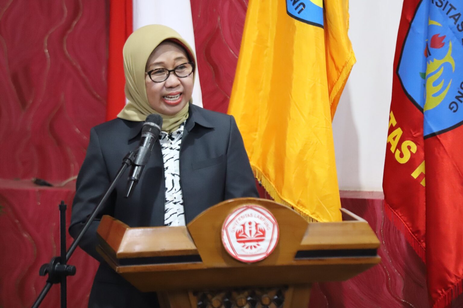 FH 60 Tahun Sinergi Dan Inovasi Menuju Fakultas Unggul