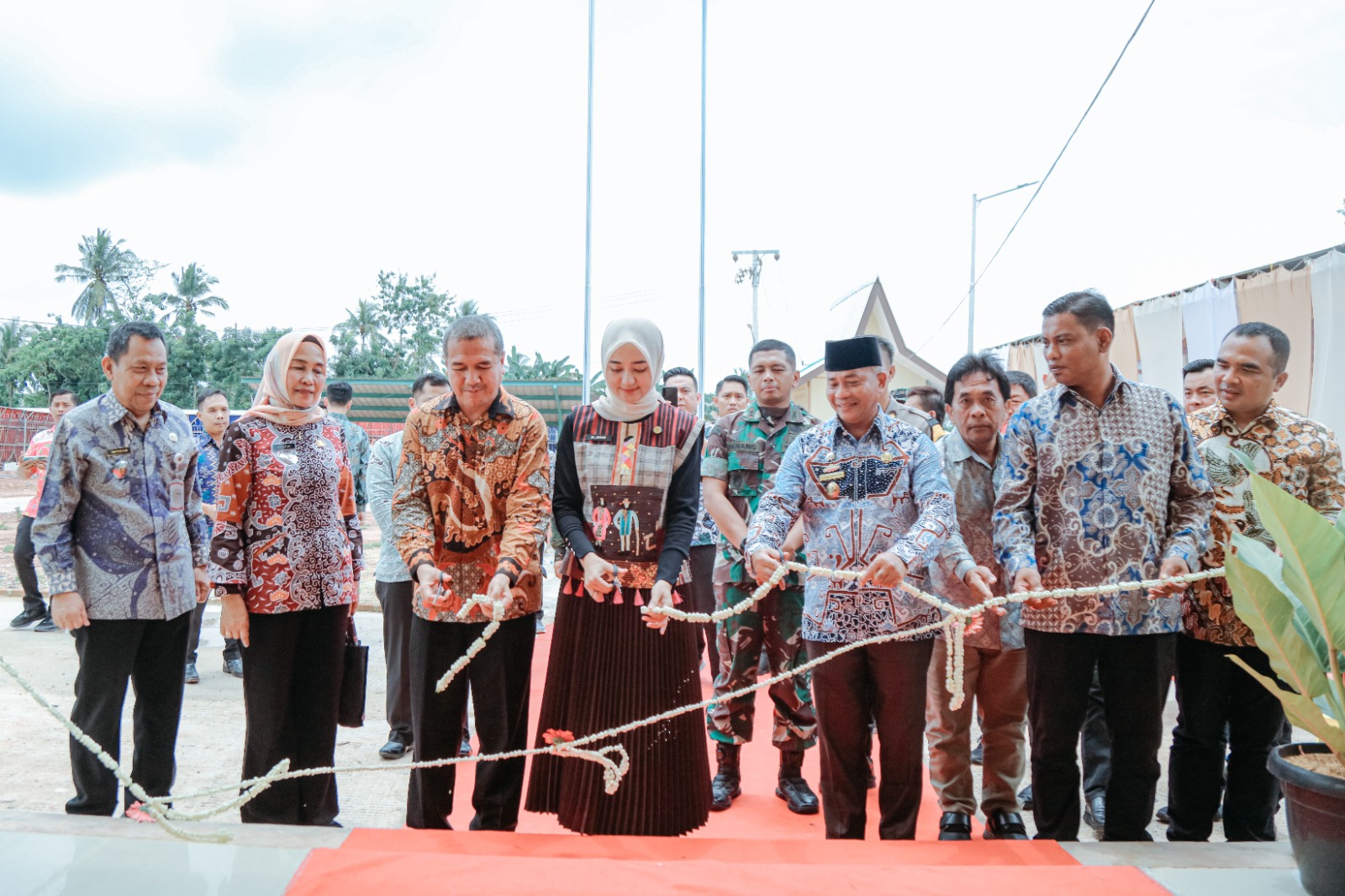 Wagub Jihan Resmikan Pabrik Kelapa Sawit PT. PSM, Harapkan Kesejahteraan Bagi Petani