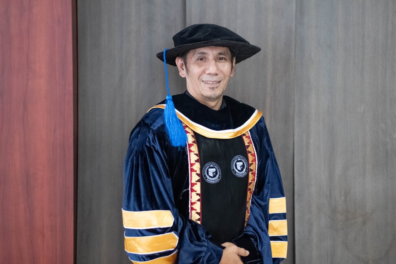 Selamat Datang Doktor Baru! Ketua Prodi DKV Darmajaya Resmi Sandang Gelar Ph.D. Dari Filipina