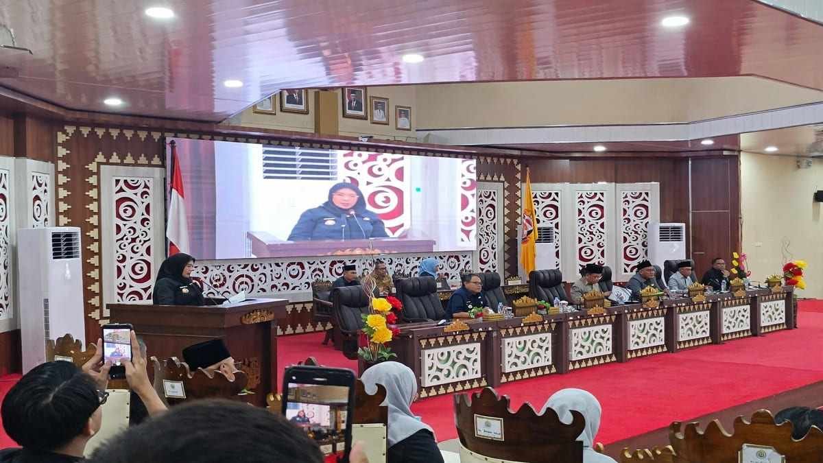 Walikota Eva Dwiana Jawab 8 Fraksi DPRD Soal Penyertaan Modal Bank Lampung