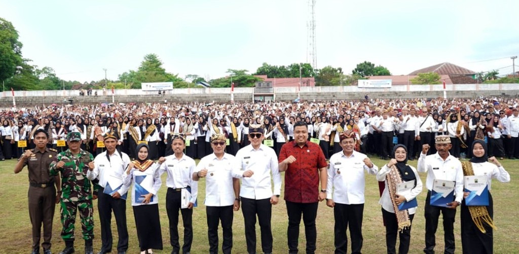 Kado Akhir Tahun Penuh Haru: 5.792 Honorer Resmi Jadi PPPK Paruh Waktu, Bupati Egi Dorong Birokrasi “Betik” Di Lamsel