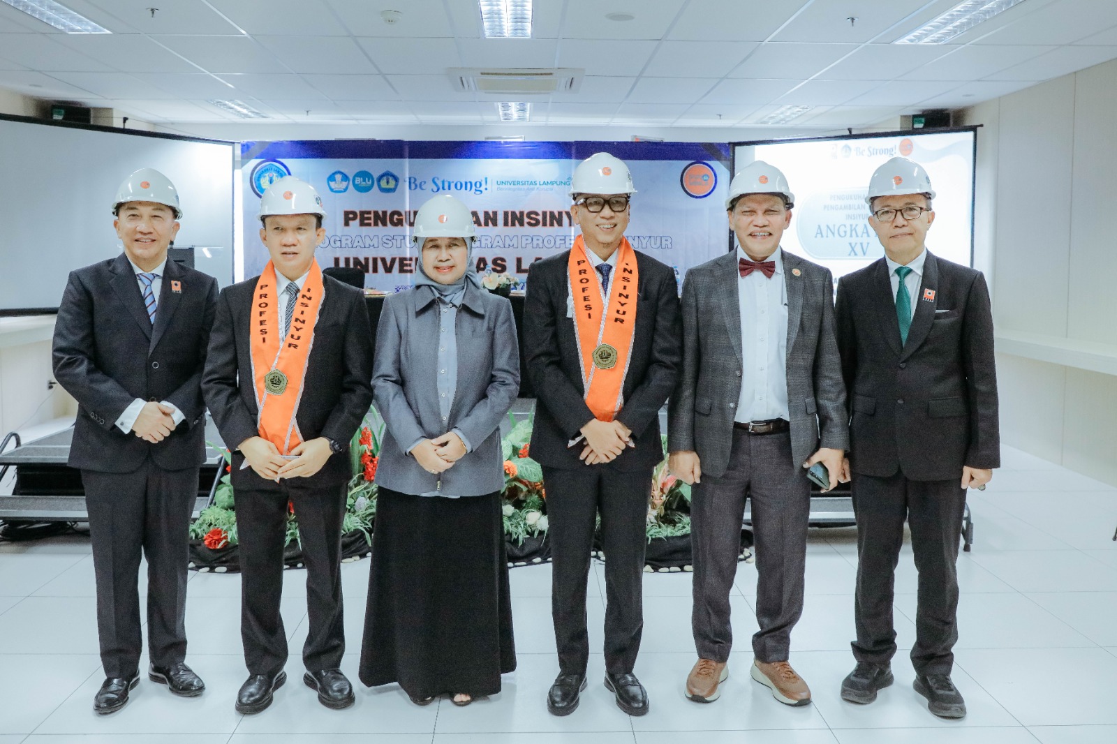 Rahmat Mirzani Djausal Raih Predikat Terbaik Fakultas Teknik Unila Periode April 2026