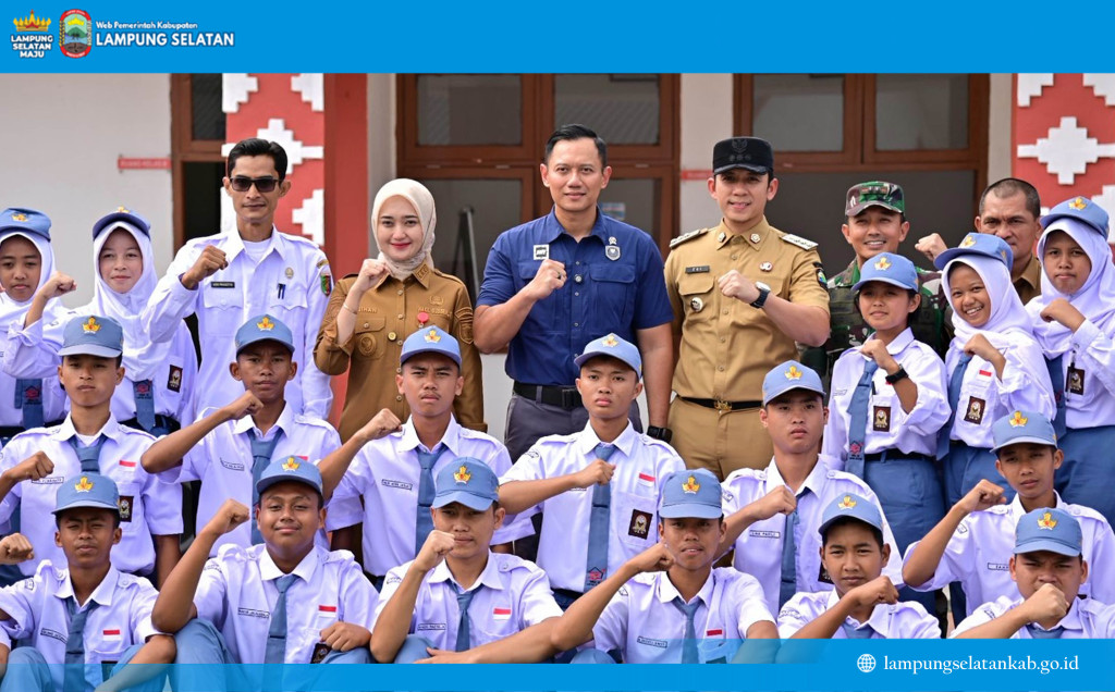 Bupati Egi Dampingi Menko AHY Tinjau Sekolah Rakyat Di Lamsel, Dorong Pendidikan Berkualitas Di Daerah