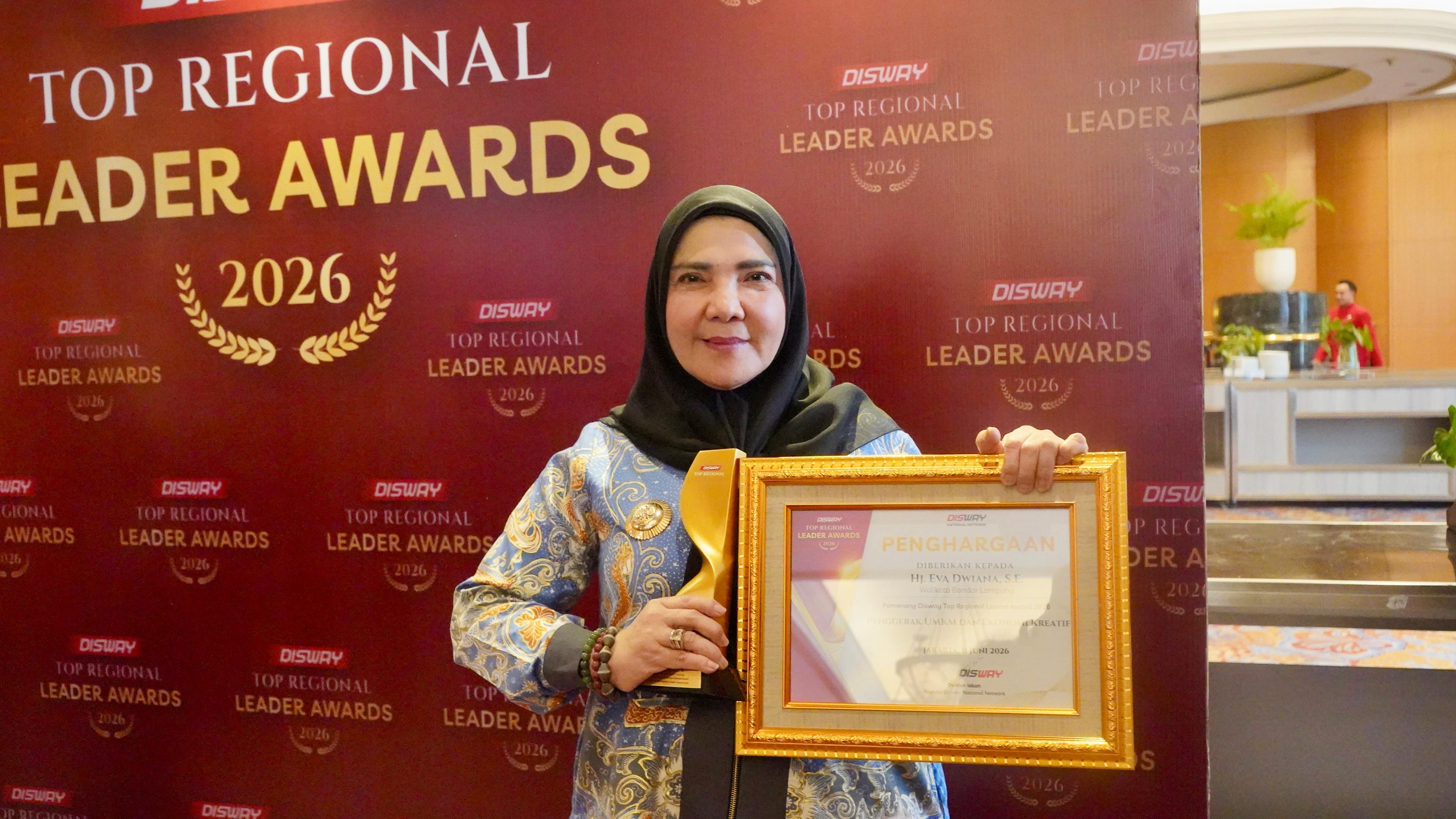 Wali Kota Bandar Lampung Raih Penghargaan Disway Top Regional Leader Awards 2026