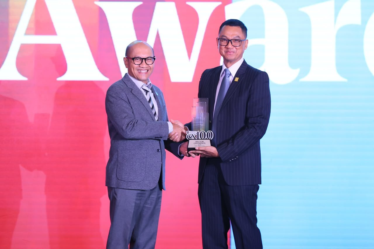 PLN Raih CX100 Award 2026, UP3 Tanjung Karang Perkuat Budaya Melayani Sepenuh Hati