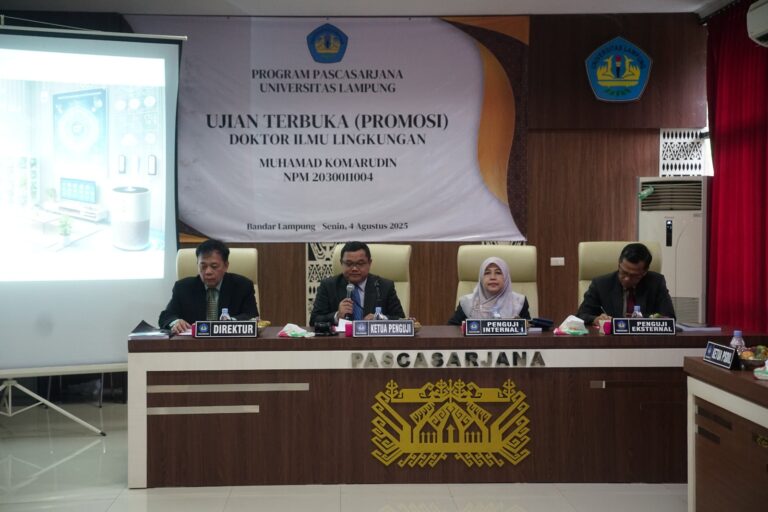 Muhamad Komarudin Resmi Raih Gelar Doktor Ilmu Lingkungan