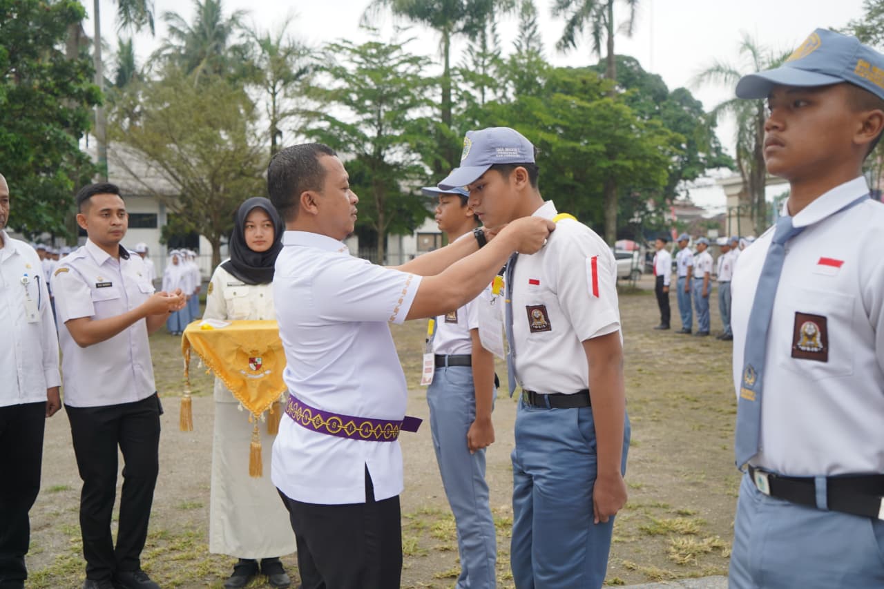 Bupati Pringsewu Tekankan Disiplin Dan Mental Tangguh Pada Apel Gelar Satuan Paskibra 2026