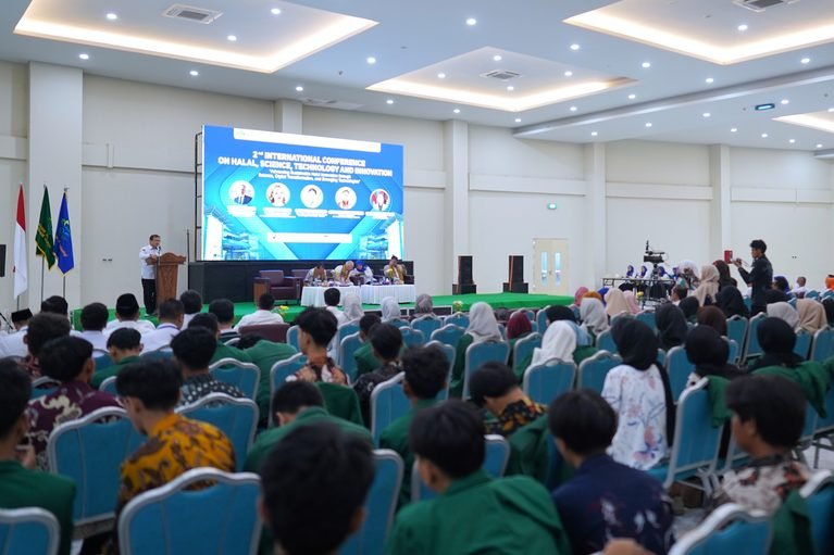 Konferensi Internasional Ke-2 FST UIN RIL Perkuat Inovasi Halal Berbasis Sains Dan Teknologi