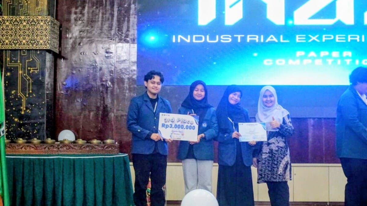 3 Mahasiswa Teknik Kimia Unila Juara Sustainable Manufacturing Paper Competition IndX