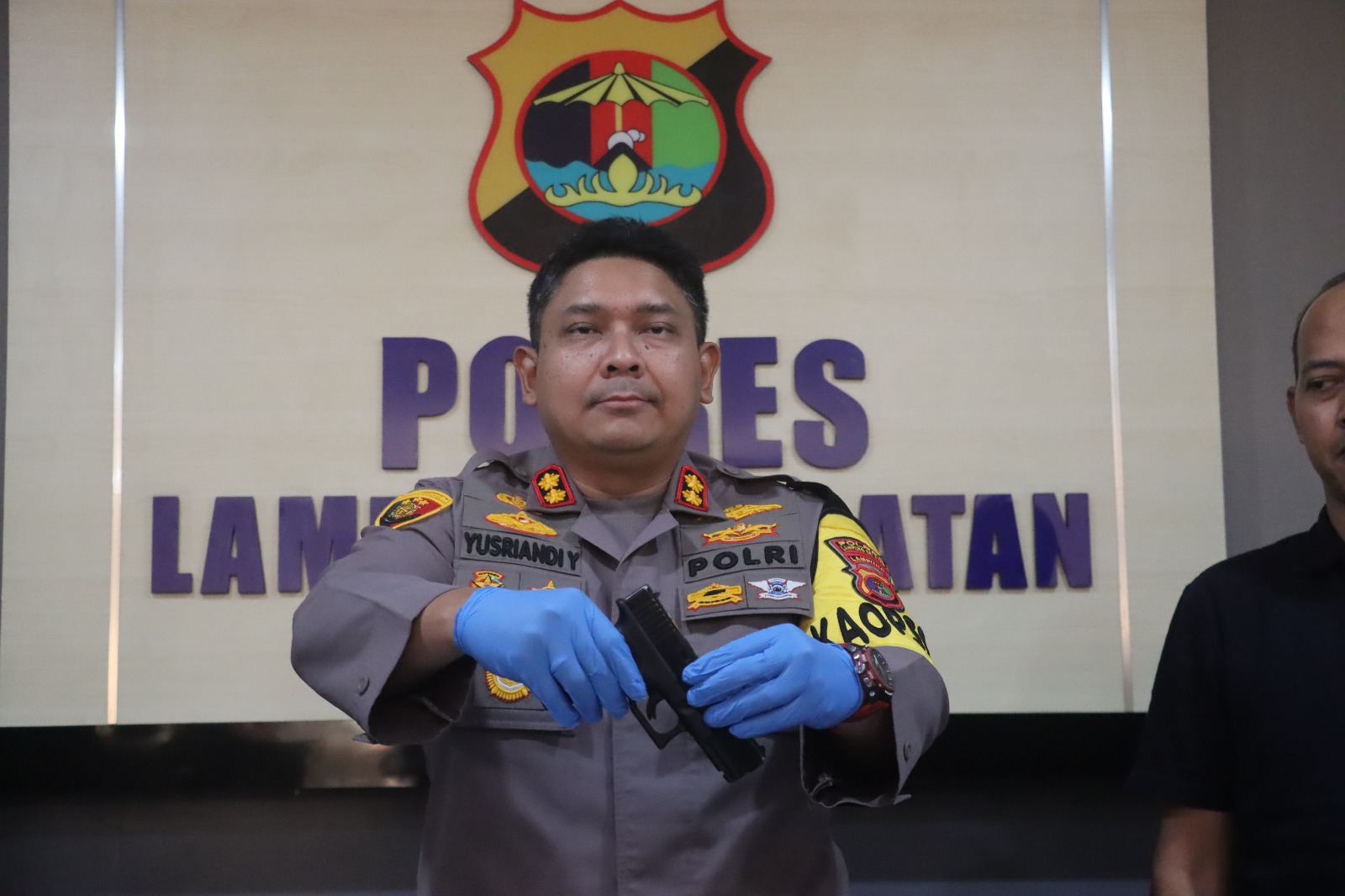 Gara – Gara Gate Pass, Ancam Petugas Loket Dengan Airsoft Gun Di Pelabuhan Bakauheni