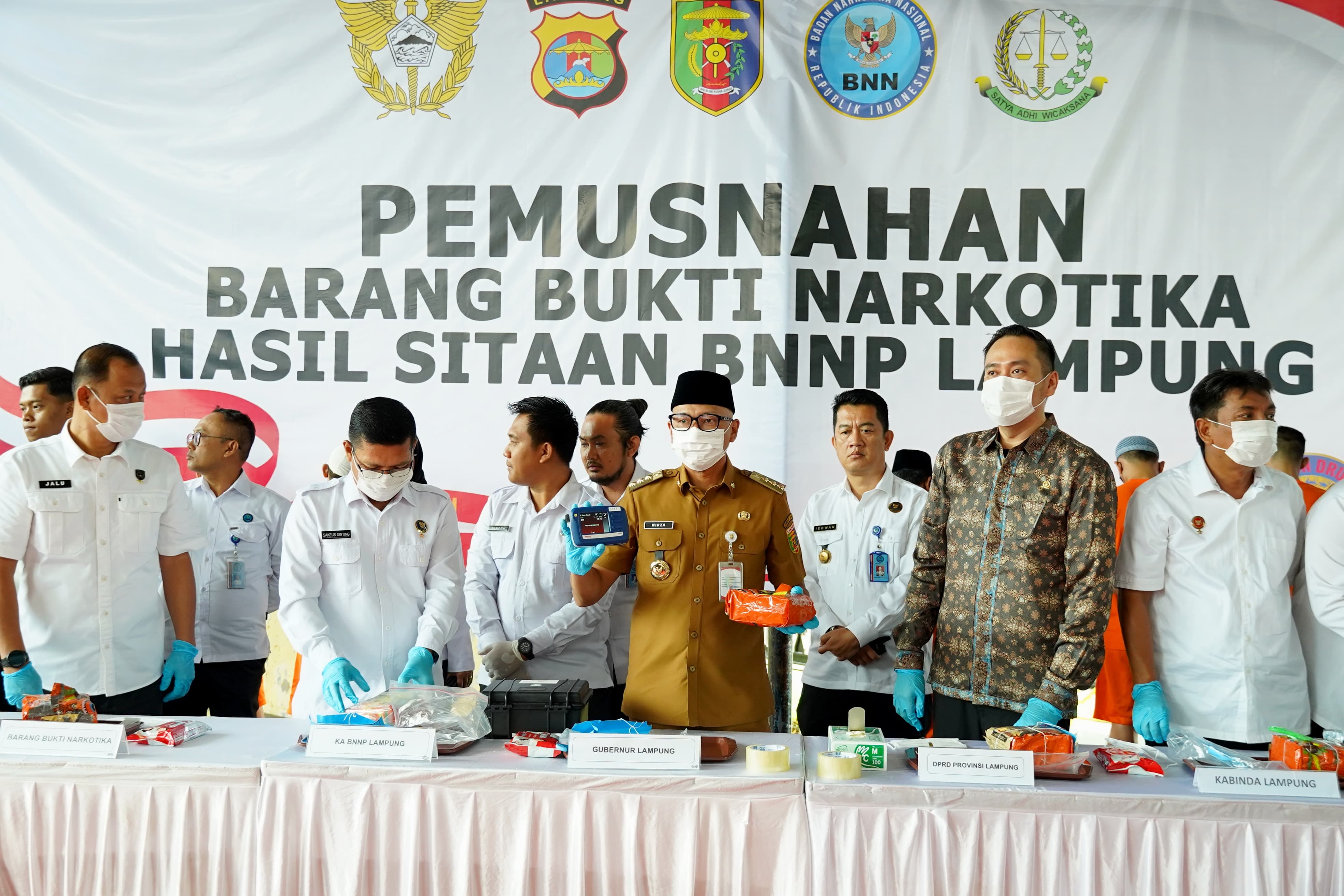 Pemprov Bersama BNNP Lampung Musnahkan Barang Bukti Narkotika