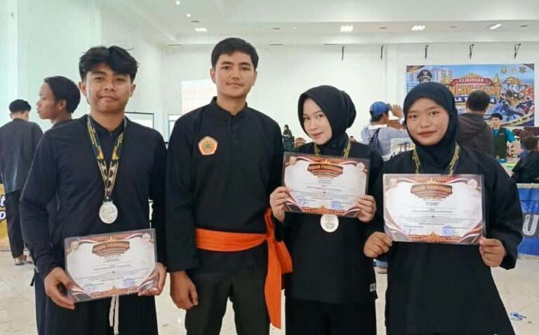 Dua Mahasiswa UIN RIL Raih Prestasi Di Kejuaraan Pencak Silat Piala Walikota Bandar Lampung 2026