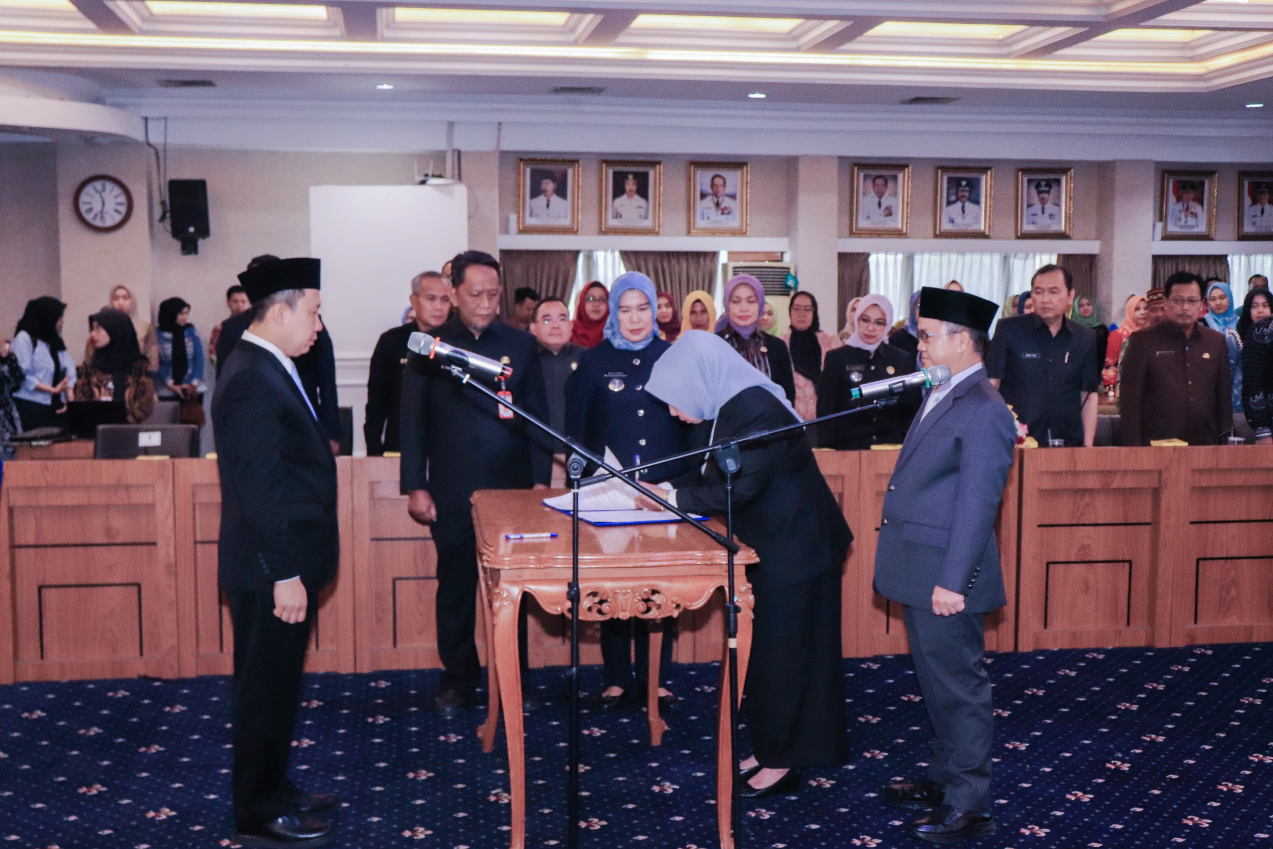 Sekdaprov Lampung Lantik Dua Pejabat Eselon II, Dorong Pembangunan Desa Dan PPA