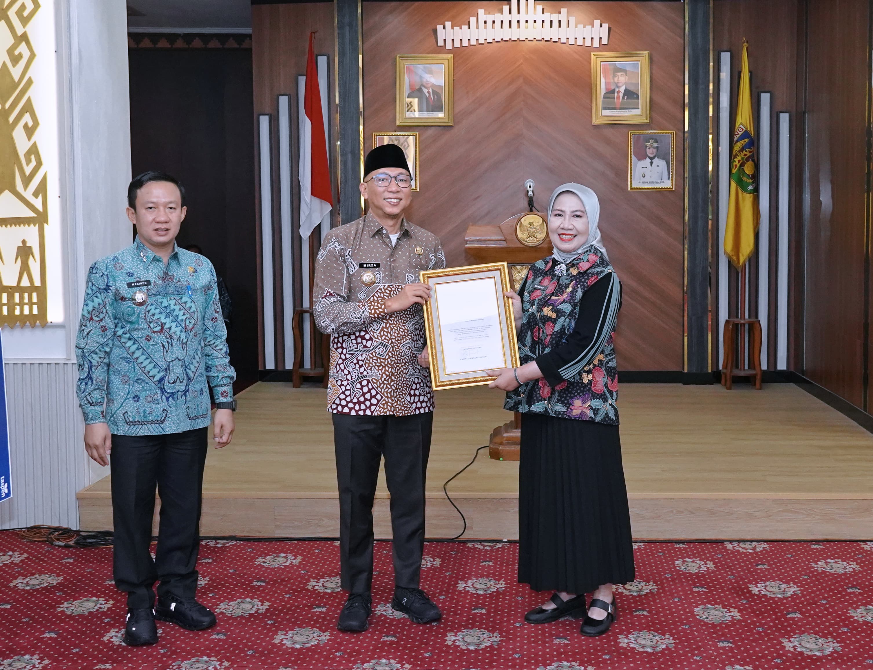 Gubernur Lampung Lepas Purna Bakti Tina Malinda, Teladan Pengabdian Birokrasi Selama 38 Tahun