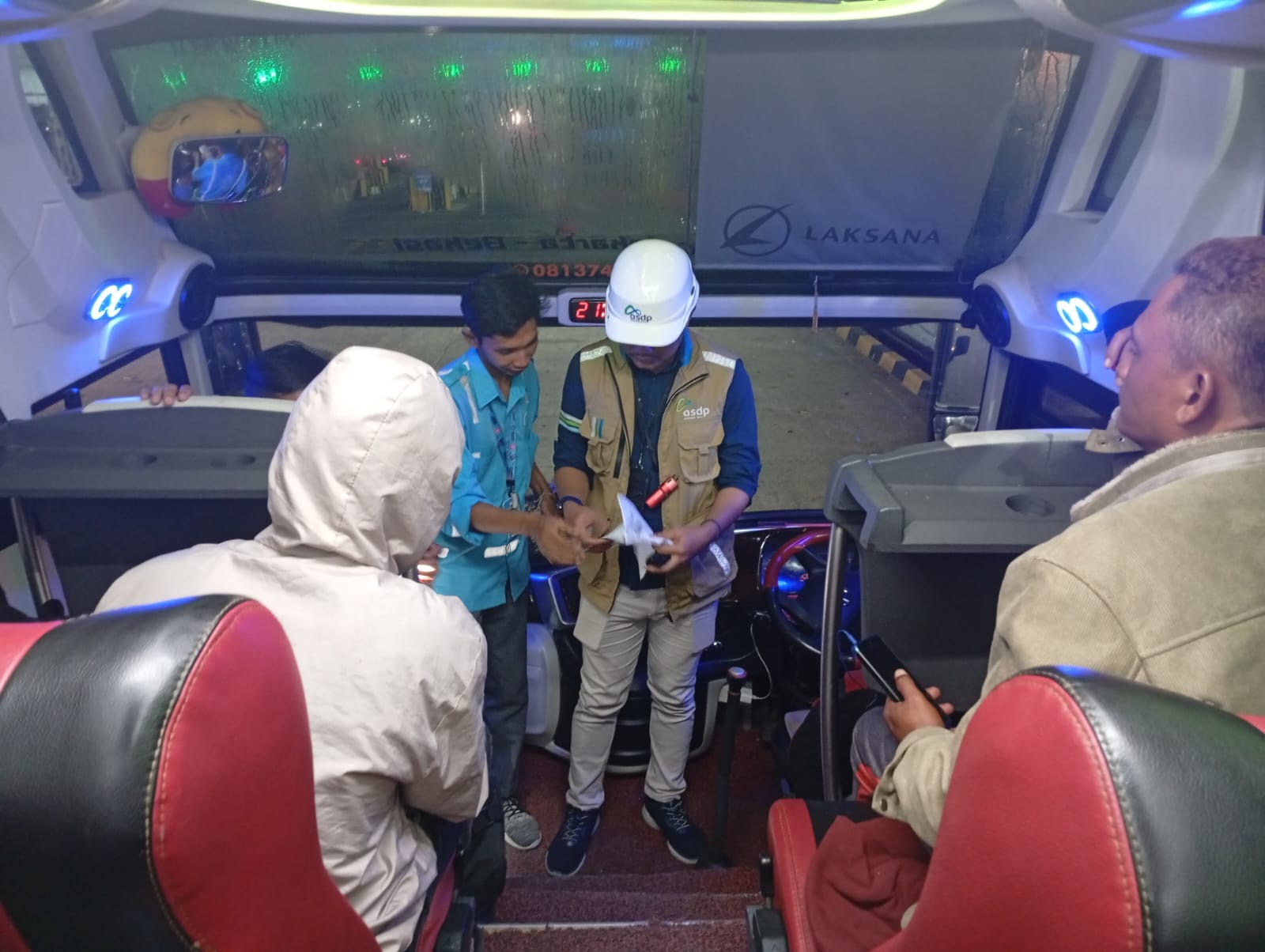 PT ASDP Cabang Bakauheni Gencar Sosialisasi Manifest Kepada Penumpang Kapal Ferry