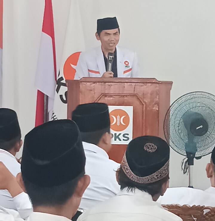 Dari Letusan Lahir Kehidupan Baru, Ketua DPW PKS Lampung Ajak Kader Tangguh Seperti Anak Gunung Krakatau