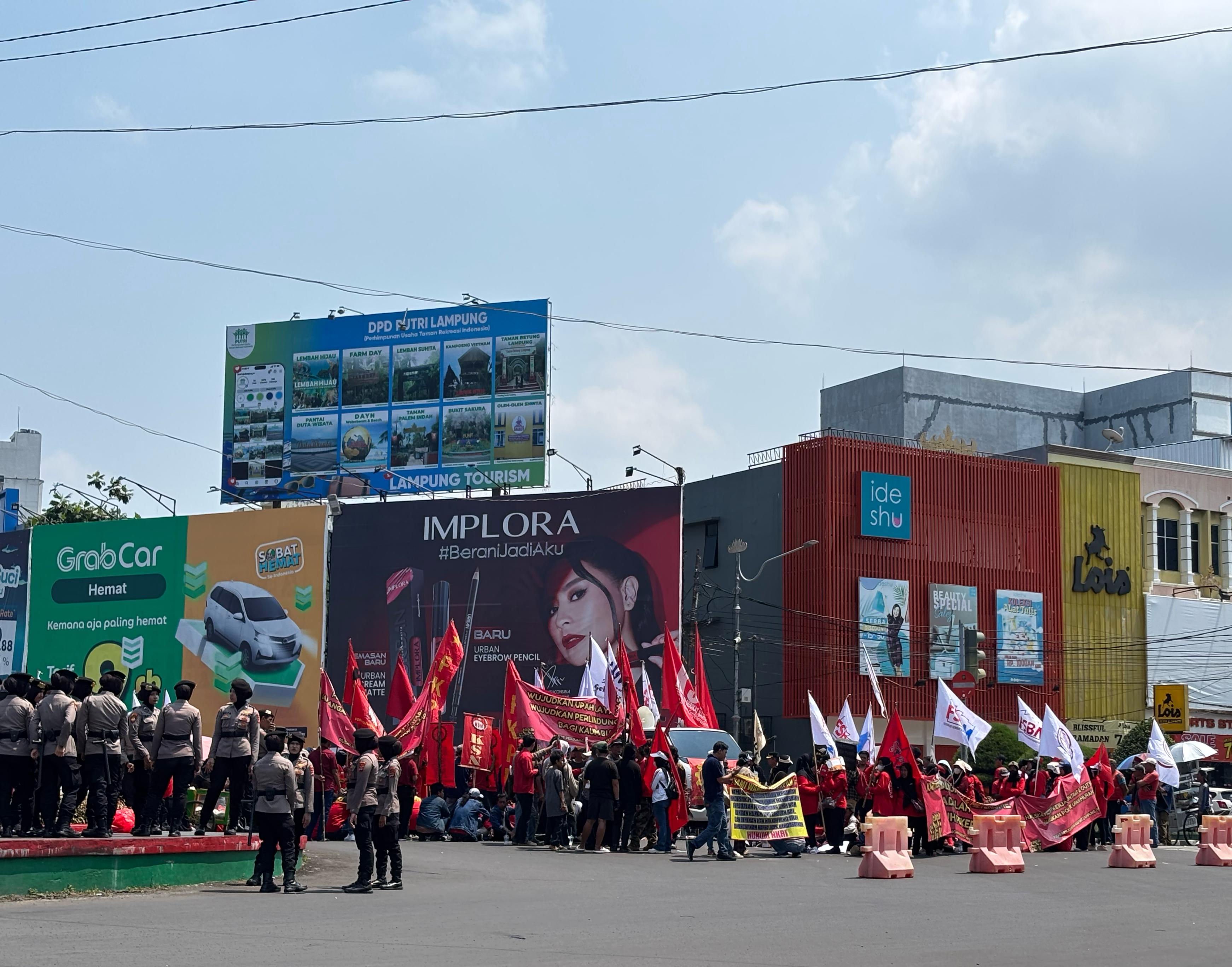 Tekankan Humanisme, 1.719 Personel Polda Lampung Dan Jajaran Amankan May Day 2025