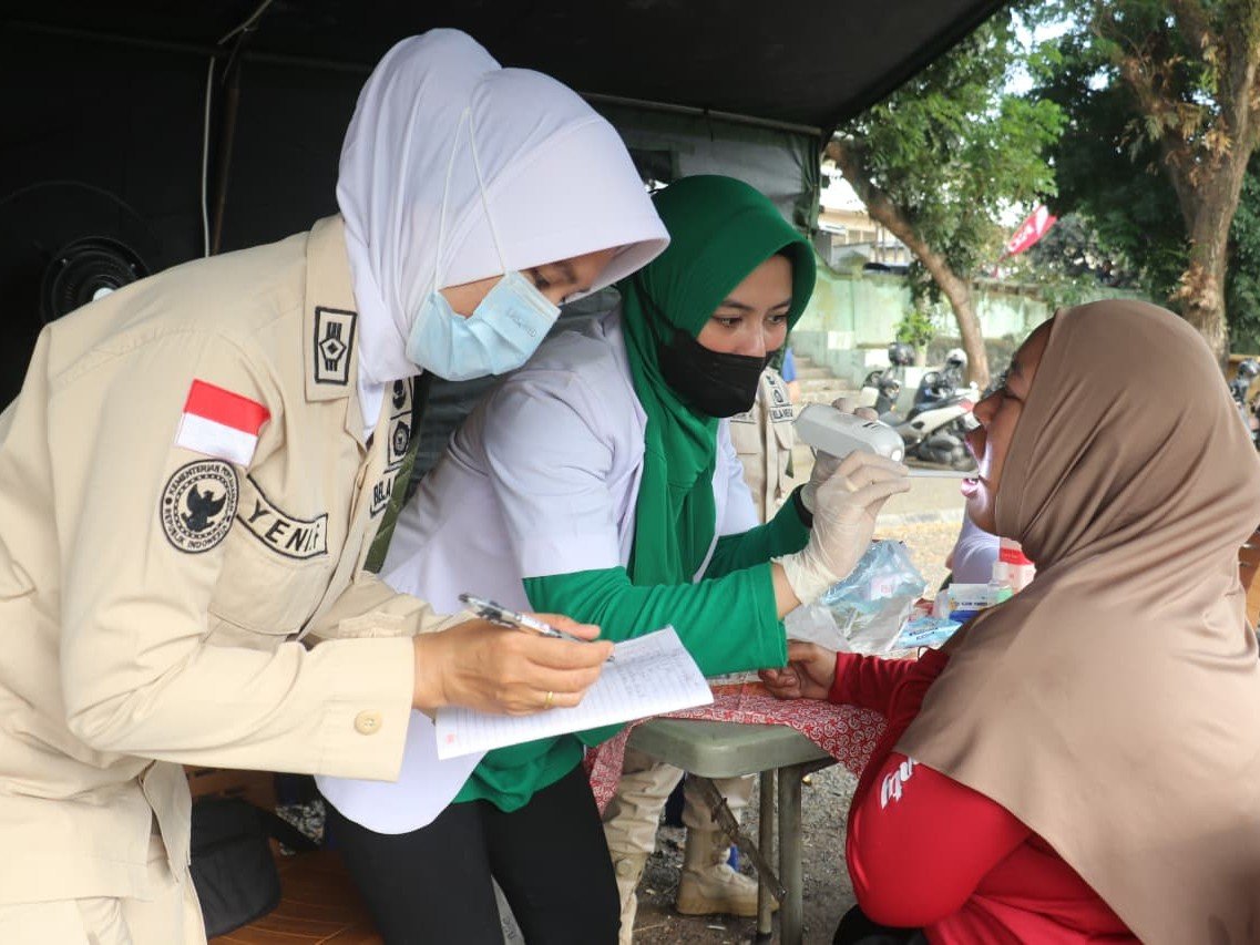 Sambut HUT Ke-81 TNI, Kodim 0410/KBL Gelar Bakti Kesehatan Terpadu Di Lapangan Saburai