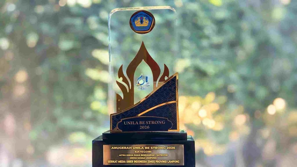 Keren! SMSI Lampung Sabet Anugerah Unila Be Strong 2026