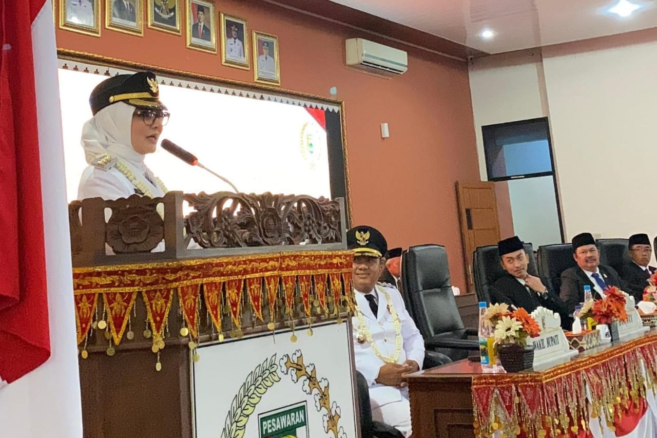 Bupati Pesawaran Nanda Indira Sampaikan Pidato Perdana Di Rapat Paripurna DPRD