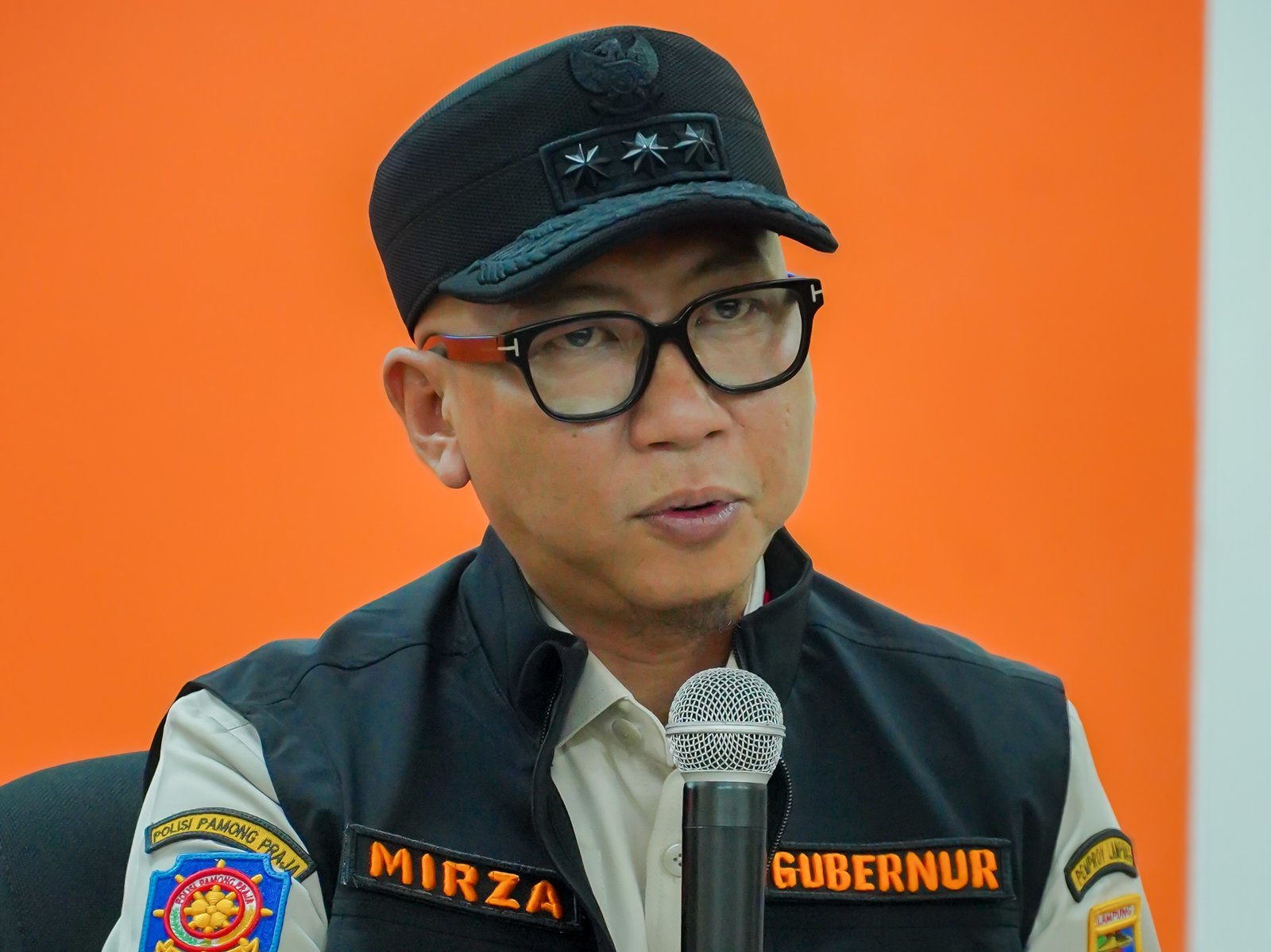 Gubernur Mirza Alihkan KBM Ke Pembelajaran Daring, Antisipasi Dampak Abu Vulkanik GAK