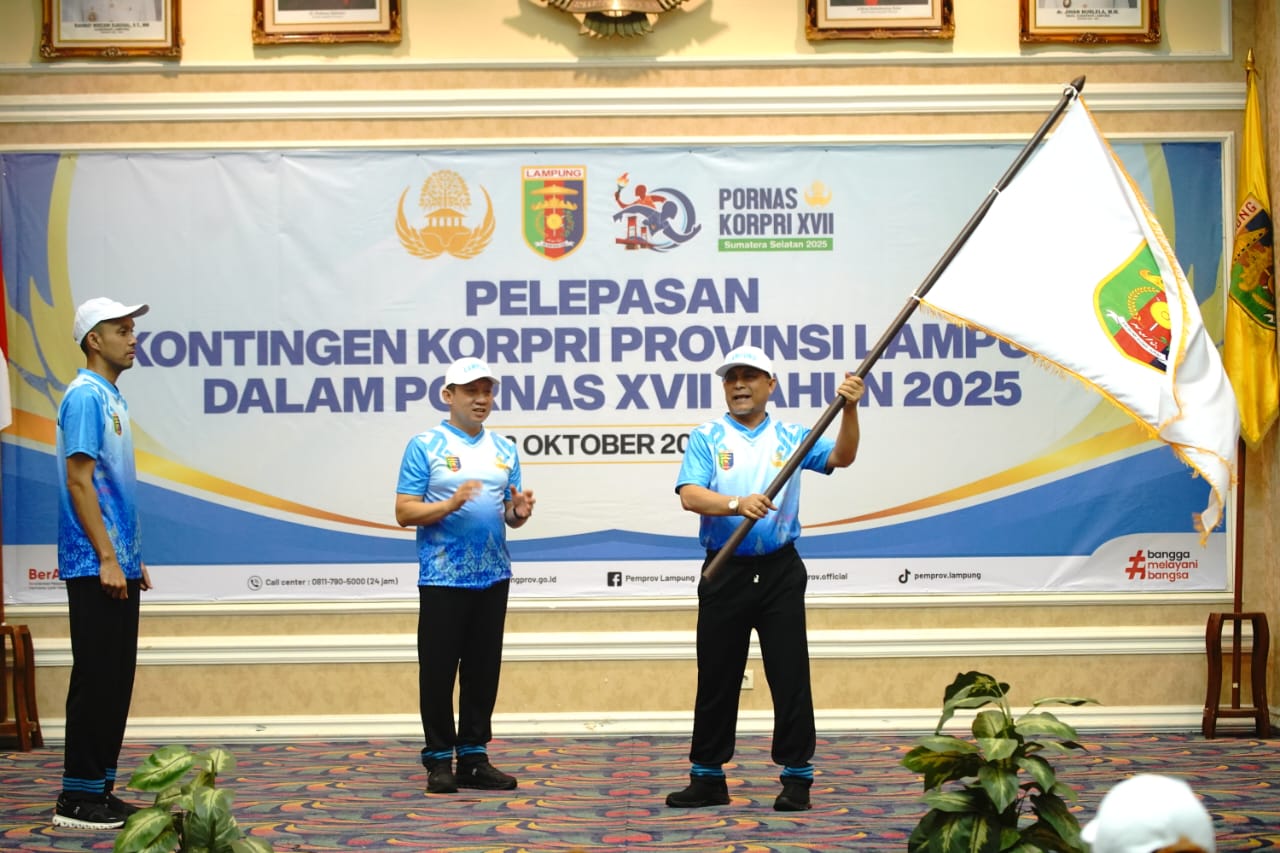 Gubernur Lampung Lepas Kontingen Korpri Provinsi Lampung Ke Pornas XVII Di Palembang