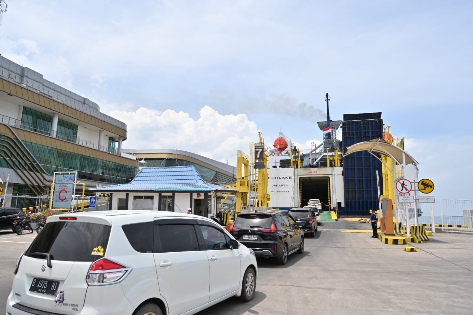 Long Weekend Paskah Picu Lonjakan, ASDP Jaga Layanan Prima Di Lintasan Sumatera-Jawa-Bali