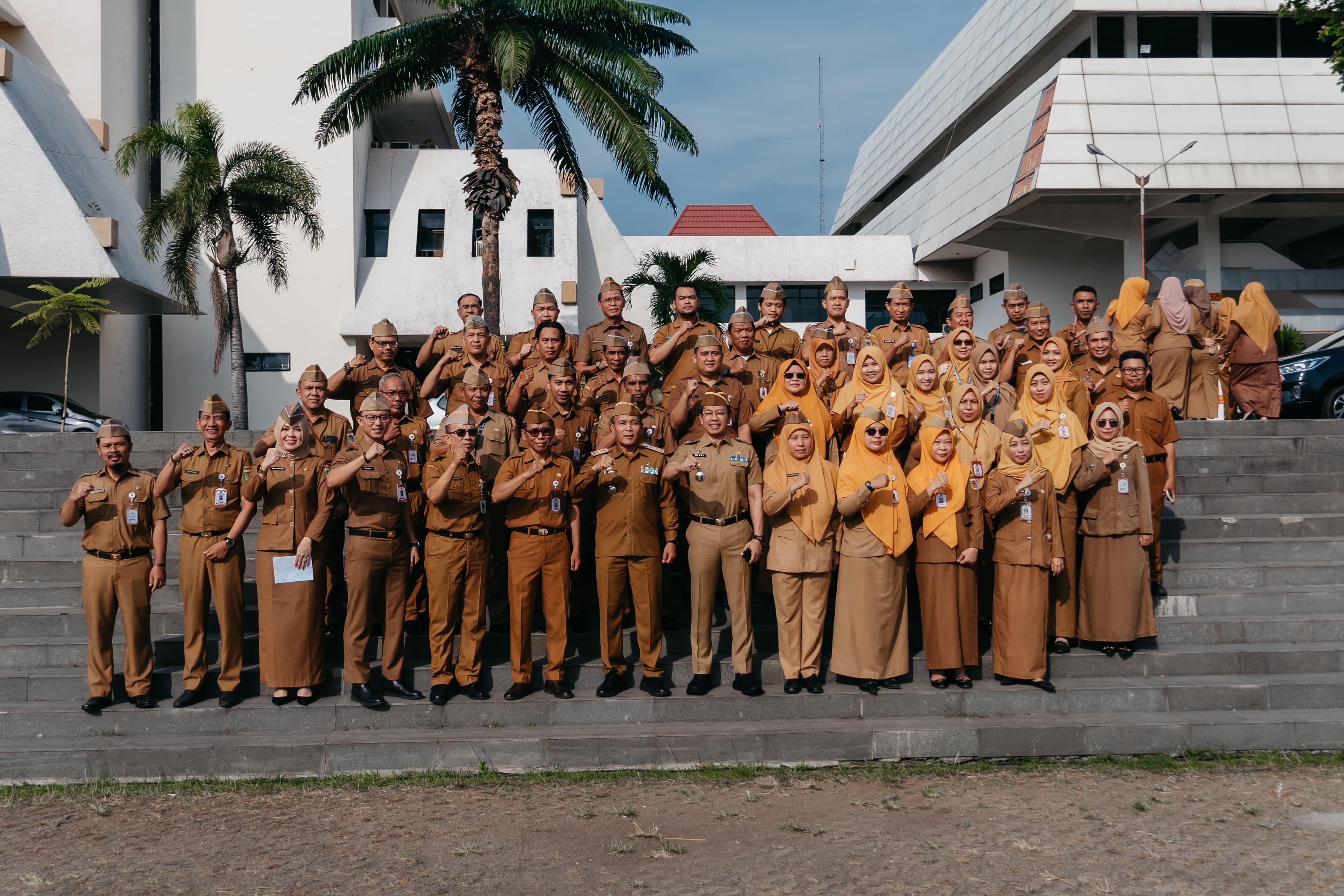 Pemprov Lampung Bangun Kesadaran Lingkungan Melalui Gerakan Eco-Office