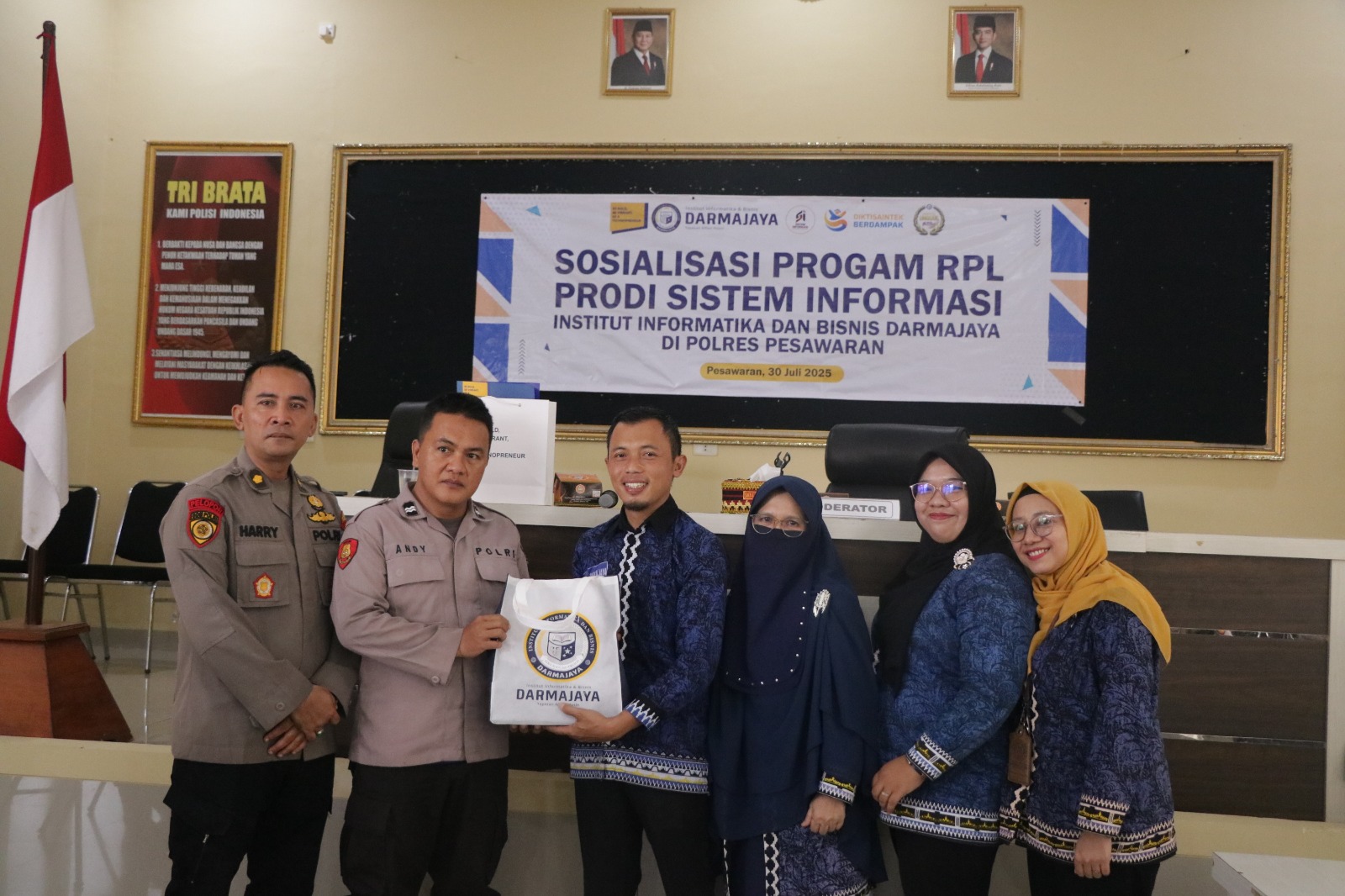 Prodi Sistem Informasi Darmajaya Gelar Sosialisasi Program RPL Di Polres Pesawaran