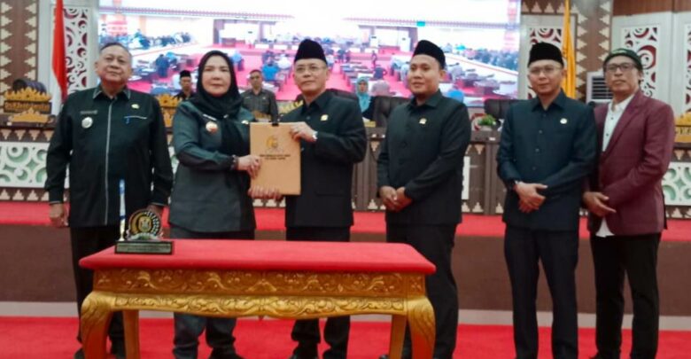 Pemkot Dan DPRD Bandarlampung Tetapkan Raperda Pengelolaan BMD