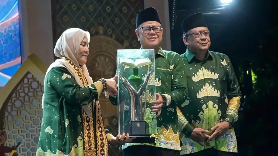 Bunda-eva-buka-mtq-bandar-lampung-402-kafilah-berebut-juara