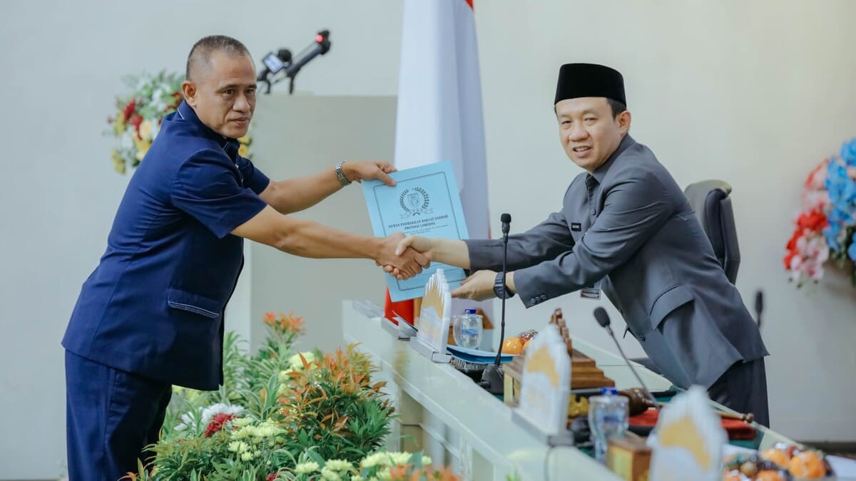 Sekdaprov Marindo Kurniawan Hadiri Paripurna DPRD Bahas Propemperda Lampung 2026