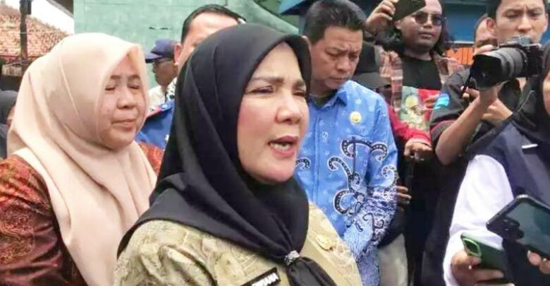 Wali Kota Eva Dwiana Bantu Korban Kebakaran Di Bumi Waras: Pemkot Akan Bantu Pembangunan Rumah