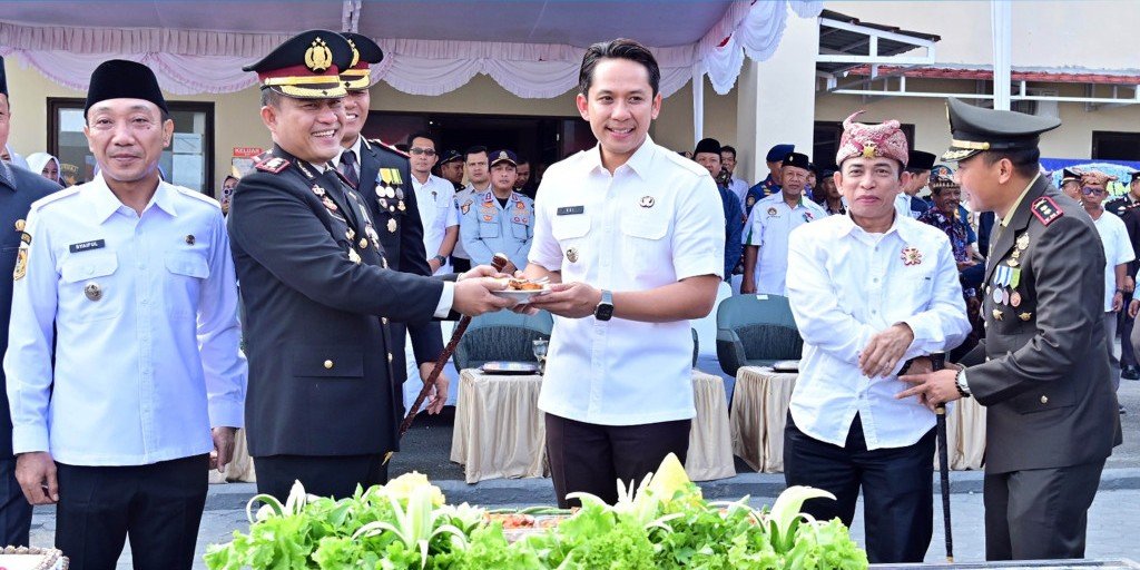 Bupati Egi Hadiri HUT Ke-80 Bhayangkara, Kapolres Lamsel Tegaskan Komitmen Pelayanan Terbaik