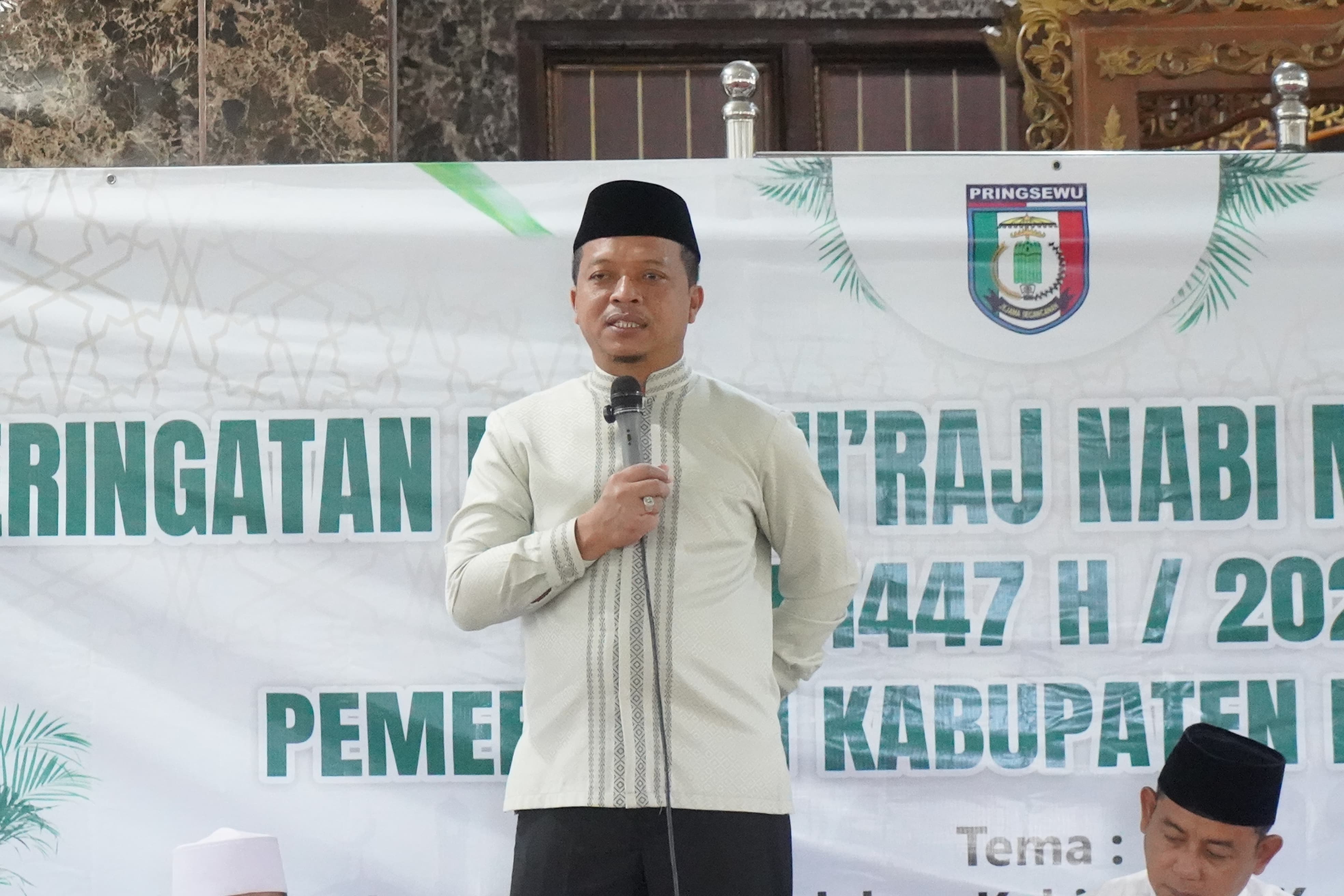 Bukan Sekadar Ibadah, Bupati Riyanto Minta ASN Pringsewu Jadikan Shalat Cermin Disiplin Kerja