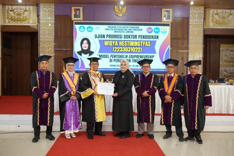 FKIP Gelar Ujian Terbuka Sidang Promosi Doktor Widya Hestiningtyas