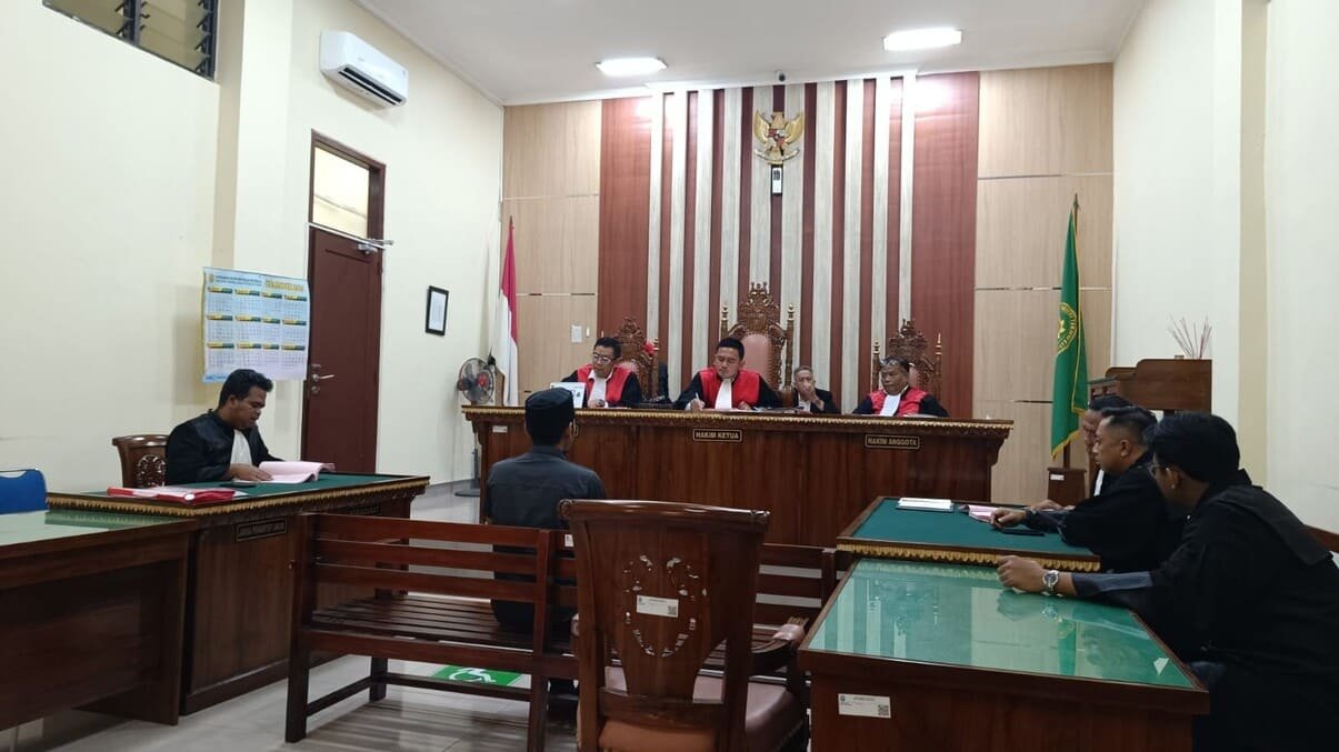 Dugaan Kriminalisasi Di Kasus BSPS Way Kanan: Penikmat Uang Lolos, Pejabat Baru Dituntut 4,5 Tahun
