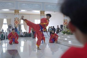 Defile UKM UIN RIL Meriahkan Rangkaian PBAK 2026