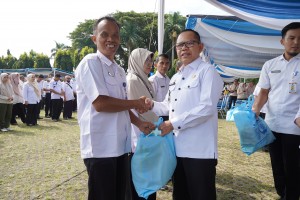 Korpri Provinsi Lampung  Salurkan Bantuan Sembako Bagi ASN Golongan I Dan II