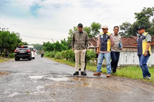 Pemprov Lampung Tangani Kerusakan Infrastruktur Dan Siapkan Perbaikan Permanen Jalan Di Pesawaran
