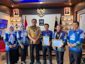 Unila Terima Penghargaan BNN Provinsi Lampung Atas Kontribusi Aktif Dalam P4GN