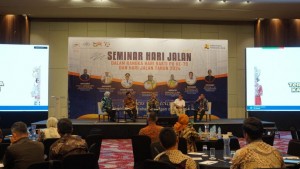 Rektor Unila Menjadi Narasumber Seminar Hari Jalan 2024