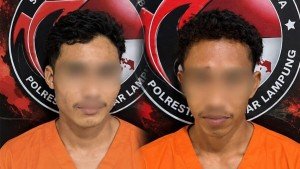 Dua Buruh Nyambi Jual Sabu Di Bandar Lampung, 11 Gram Disita Polisi