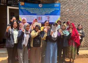 Ibu Rumah Tangga Di Desa Karanganyar Raup Untung Besar Berkat Pelatihan Macrame, Begini Caranya